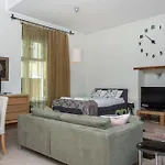Spacious Studio Apartment In The Heart Of Old Town