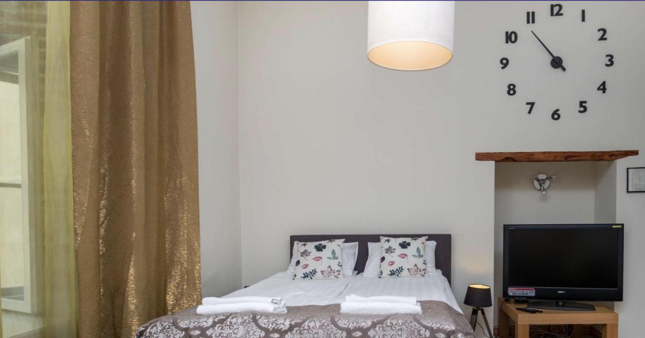 Spacious In The Heart Of Old Town